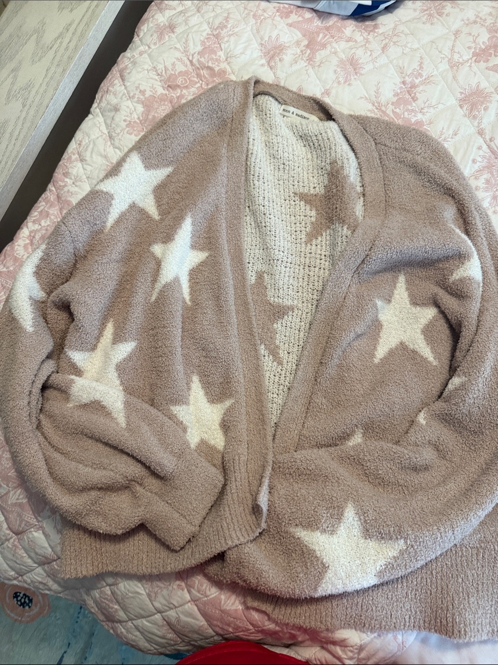 moon & madison Taupe Star-Print Plush Open Cardigan